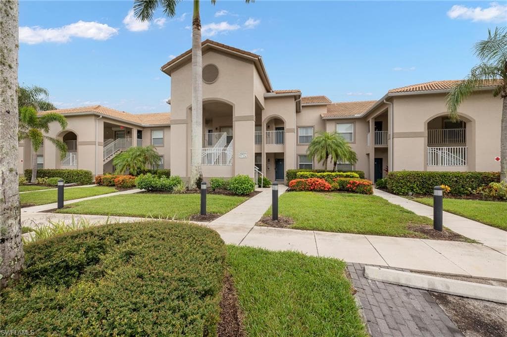 20071 Barletta LN 2714 ESTERO, FL 33928