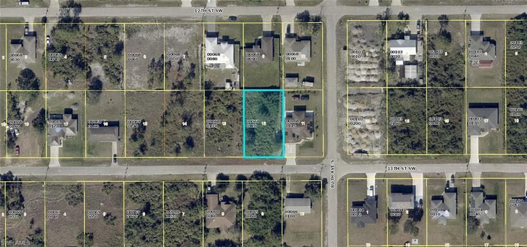 3302 13th ST SW LEHIGH ACRES, FL 33976