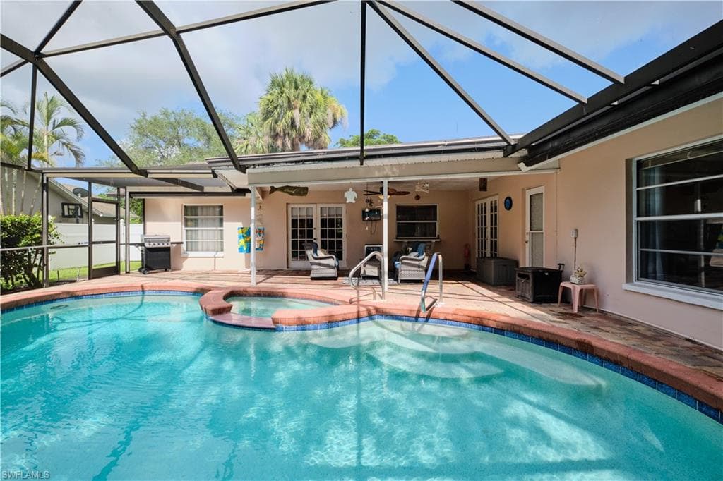 5761 Beechwood TRL FORT MYERS, FL 33919