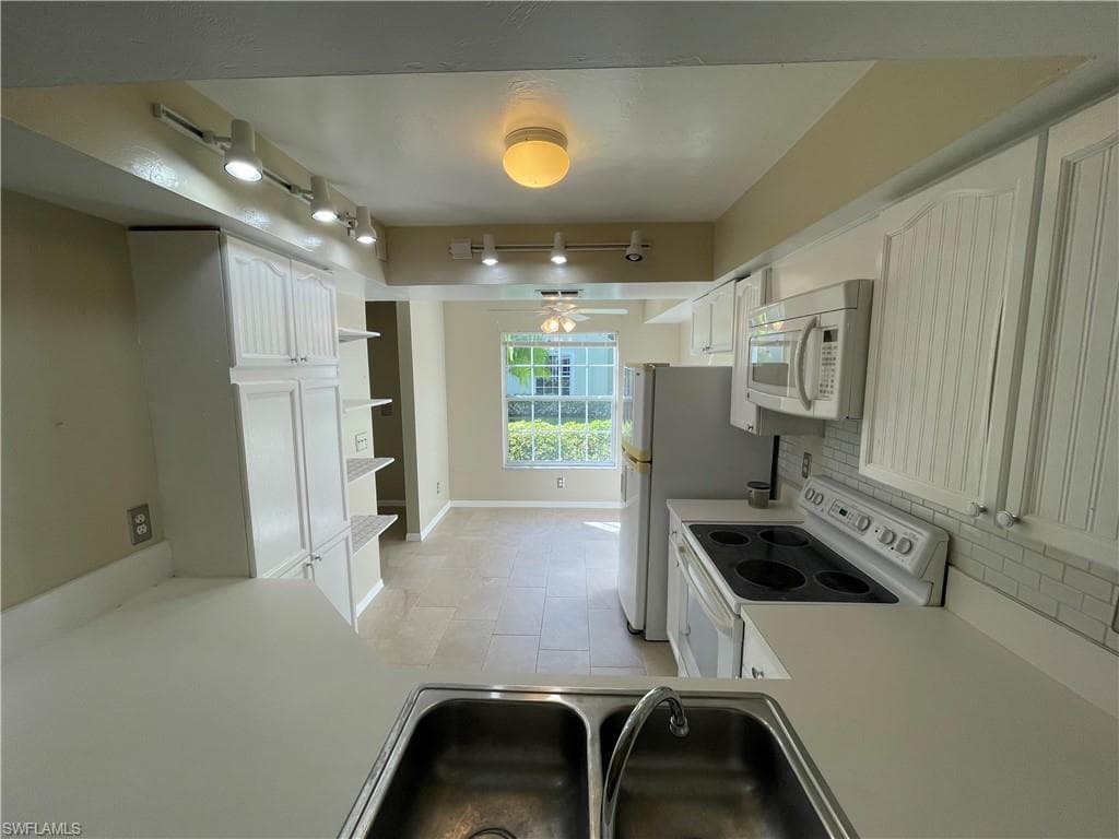 28251 Pine Haven WAY 172 BONITA SPRINGS, FL 34135