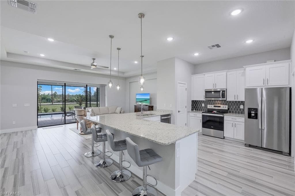 1919 NW 31st TER CAPE CORAL, FL 33993