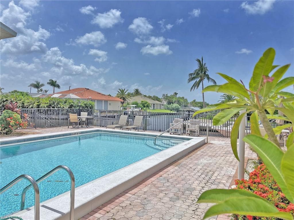 1016 SW 48th TER 106 CAPE CORAL, FL 33914