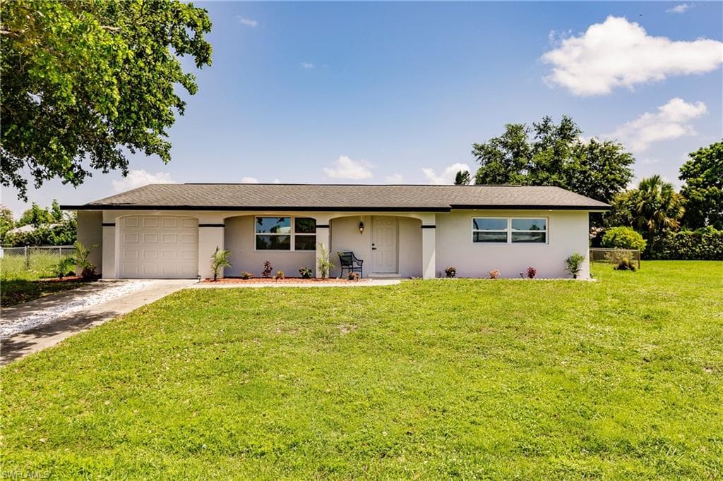 1819 Rockford BLVD LEHIGH ACRES, FL 33936