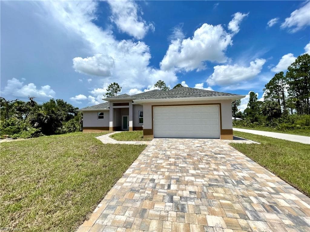 2907 Hanna AVE N LEHIGH ACRES, FL 33971