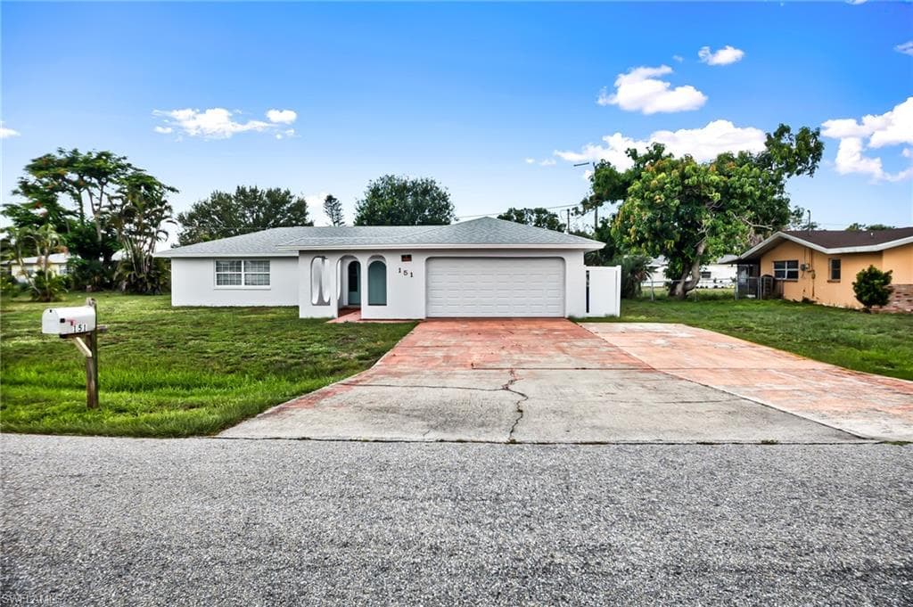 151 Vermont AVE FORT MYERS, FL 33905