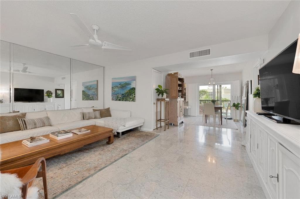 788 Park Shore DR A24 NAPLES, FL 34103