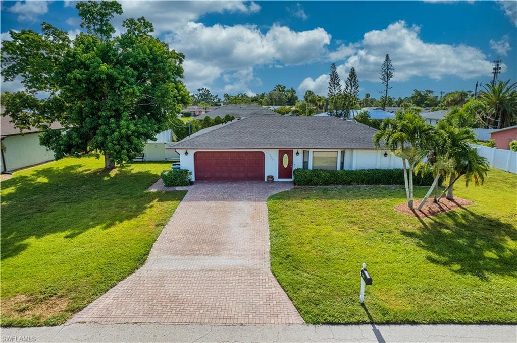 3809 SE 4th AVE CAPE CORAL, FL 33904