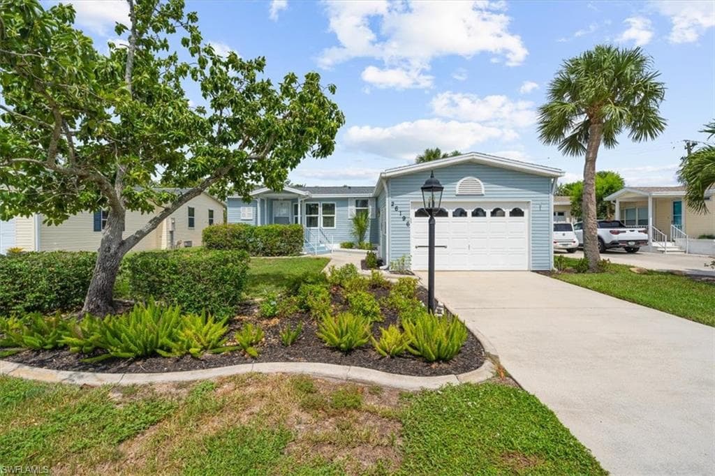 26196 Bonita Fairways CIR BONITA SPRINGS, FL 34135