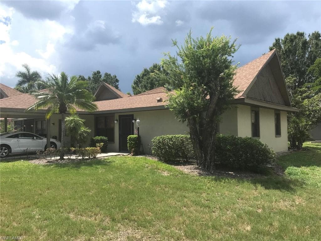 4276 Island CIR B FORT MYERS, FL 33919