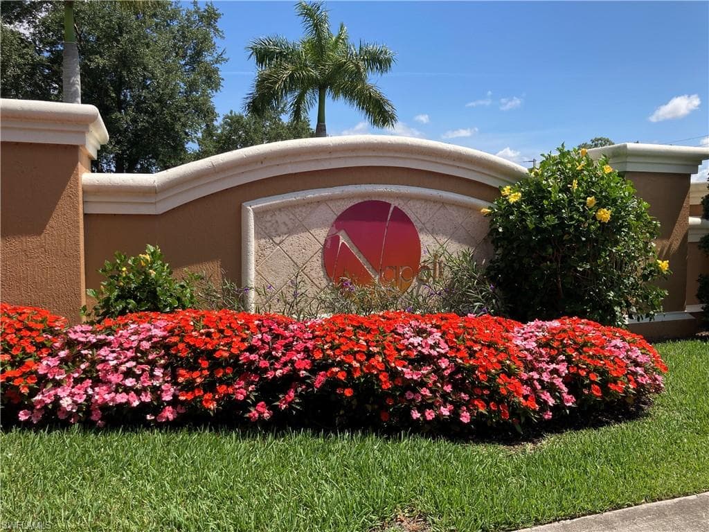 1820 Florida Club CIR 2208 NAPLES, FL 34112