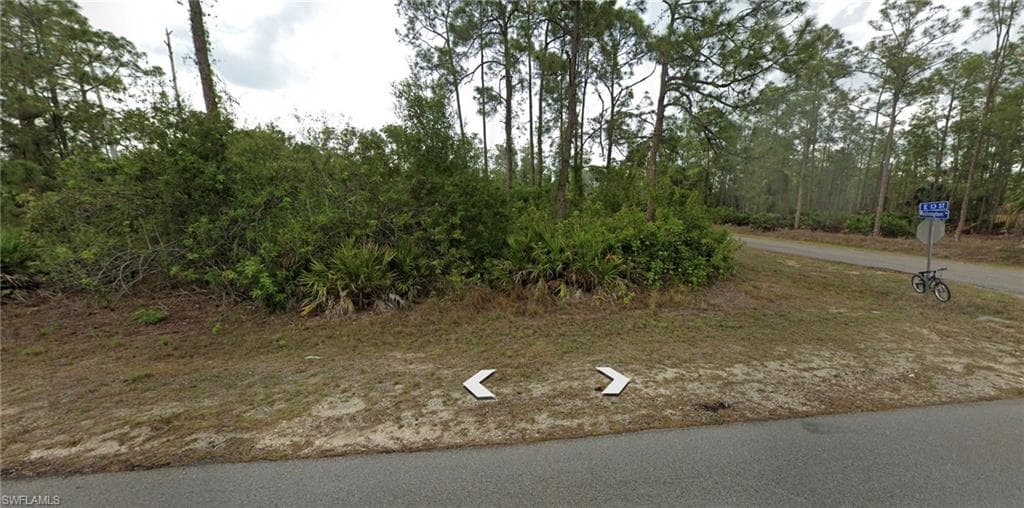 1307 E 13th ST LEHIGH ACRES, FL 33972