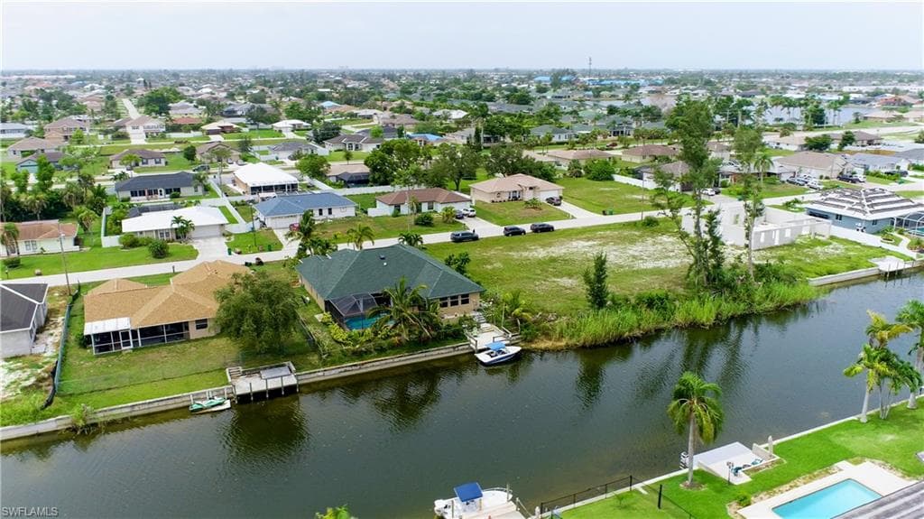 317 SW 15th TER CAPE CORAL, FL 33991