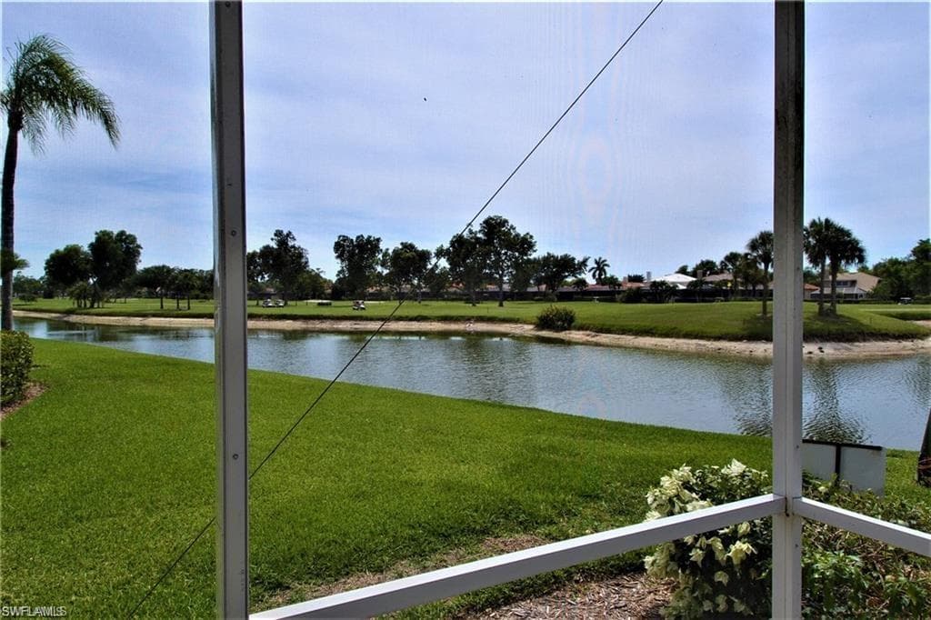 10376 QUAIL CROWN DR NAPLES, FL 34119