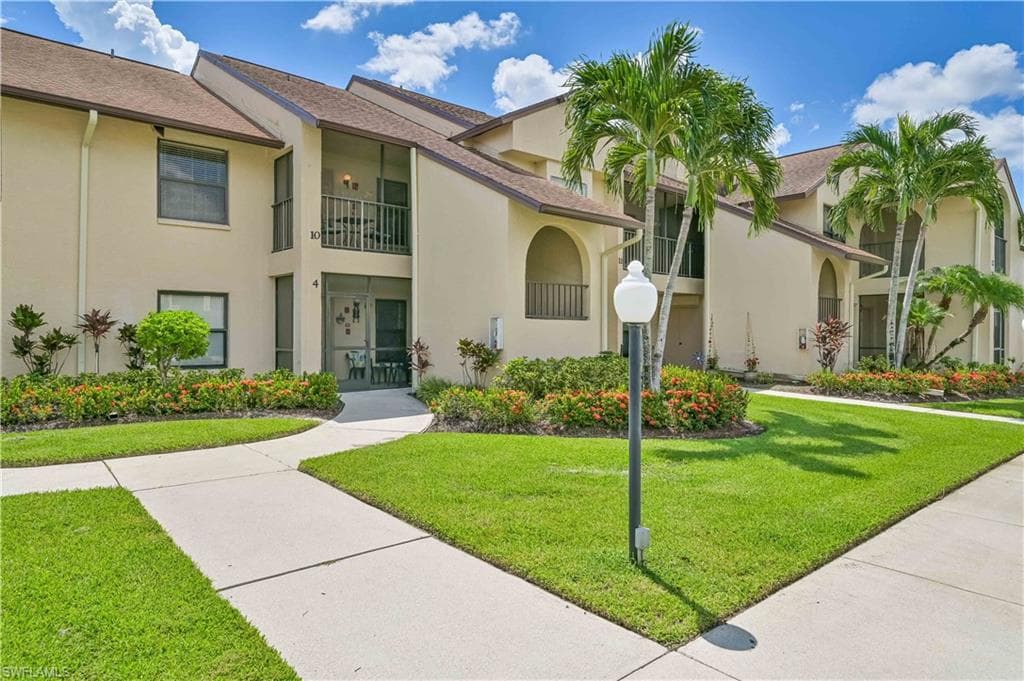 8336 Charter Club CIR 10 FORT MYERS, FL 33919