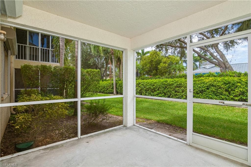 7713 Jewel LN 103 NAPLES, FL 34109