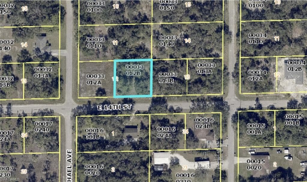 2003 E 14th ST LEHIGH ACRES, FL 33972