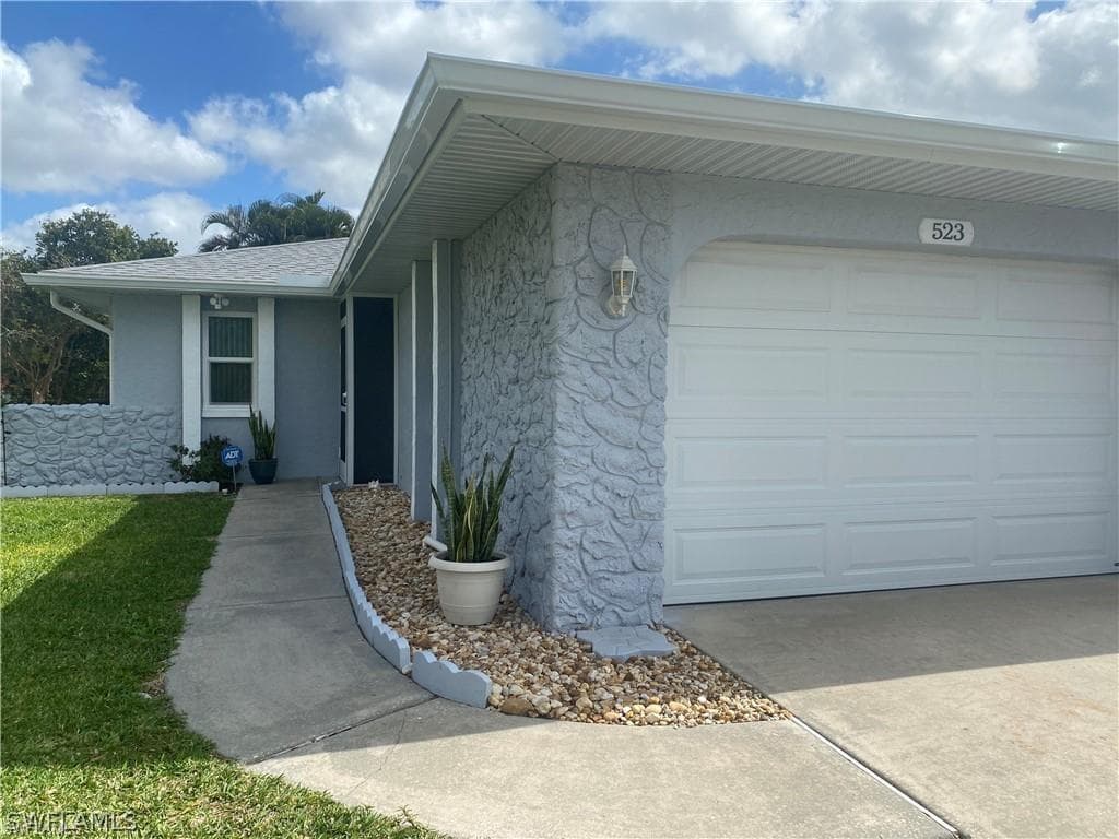 523-525 SE 5th AVE CAPE CORAL, FL 33990