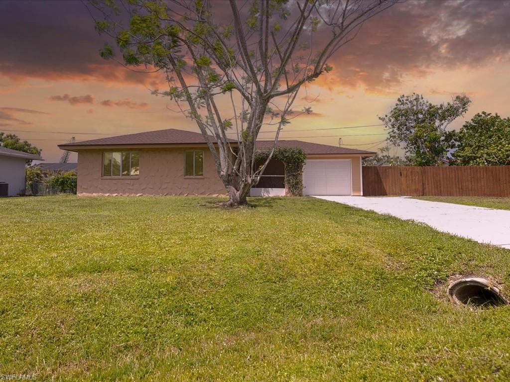 885 Entrada DR S FORT MYERS, FL 33919
