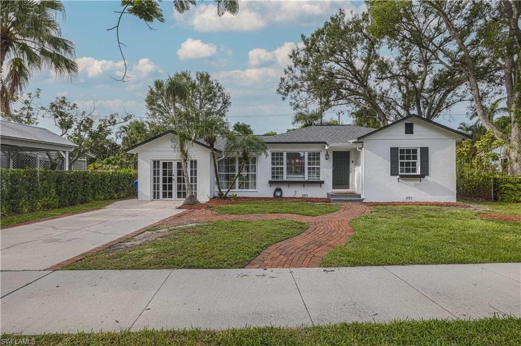 1338 Alcazar AVE FORT MYERS, FL 33901
