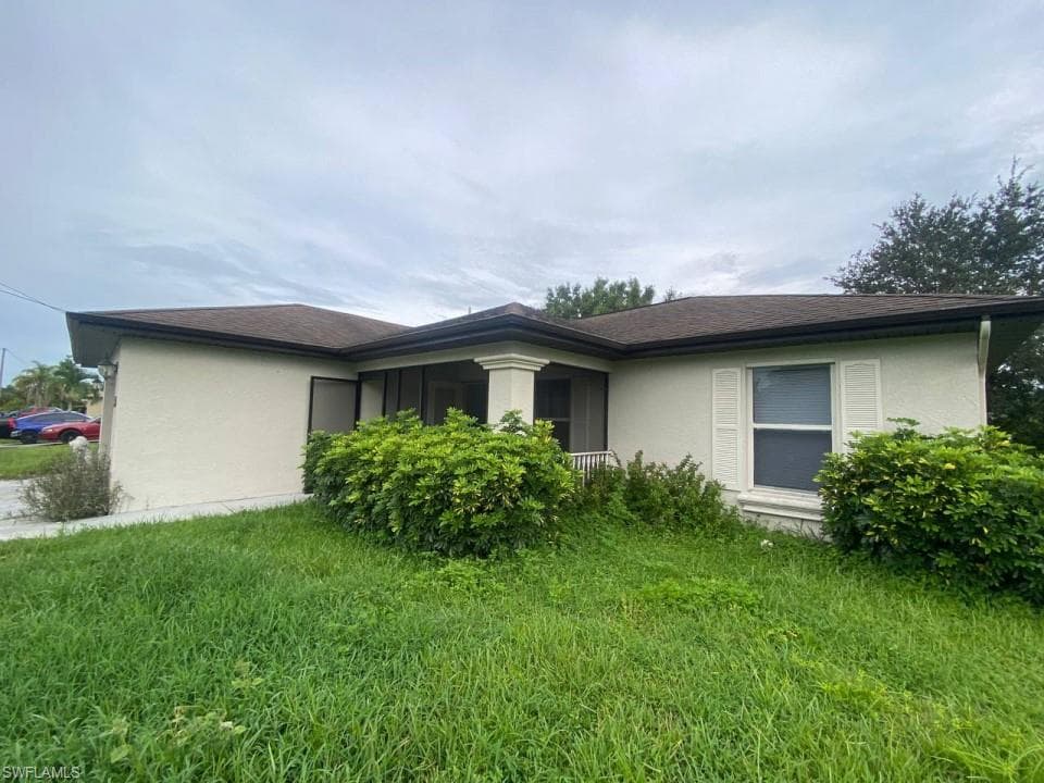 1216 Bayou ST LEHIGH ACRES, FL 33974