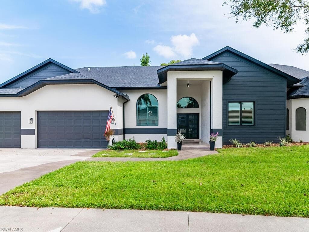36 Timberland CIR N FORT MYERS, FL 33919