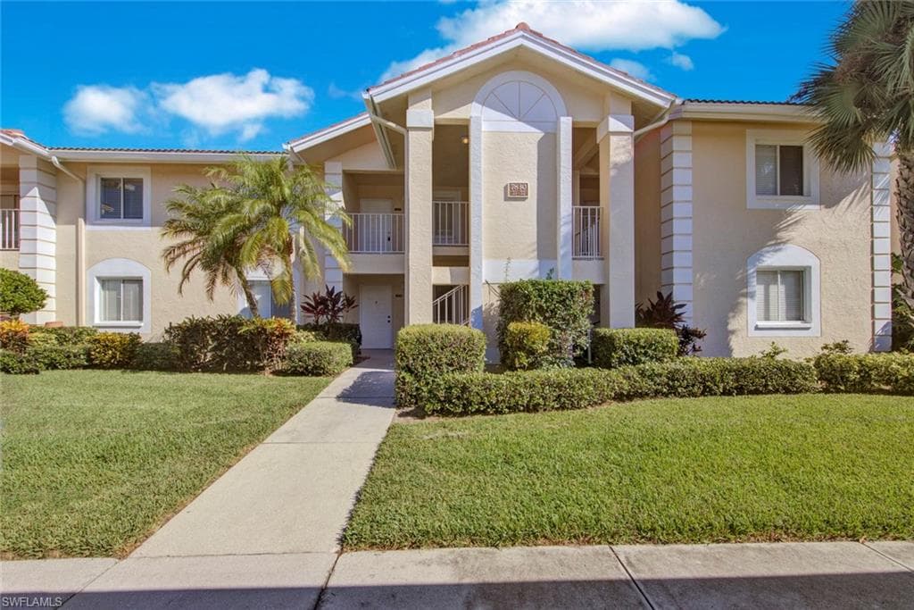 7830 EMERALD CIR G-203 NAPLES, FL 34109