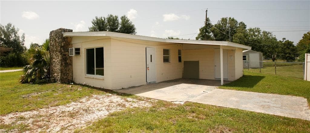 4733 Westwood DR PUNTA GORDA, FL 33982