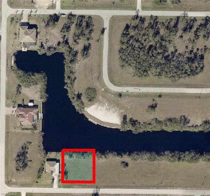 3923 NW 44th TER CAPE CORAL, FL 33993