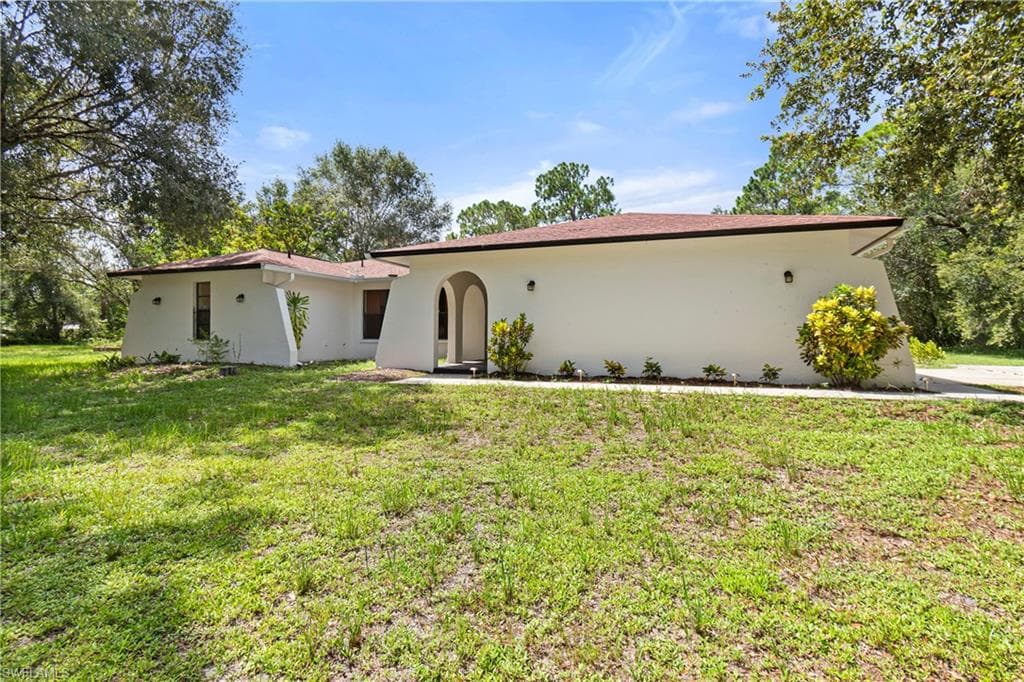 14380 Orange River RD FORT MYERS, FL 33905