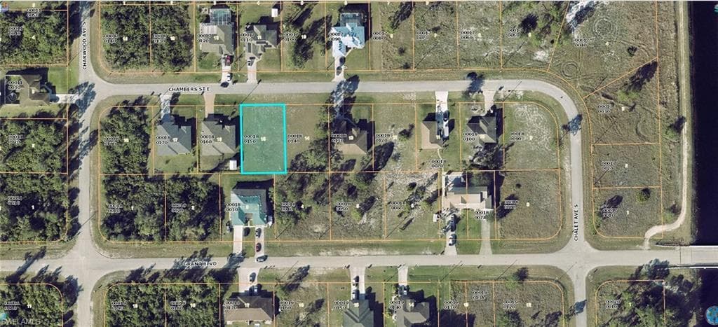 640 Chambers ST E LEHIGH ACRES, FL 33974