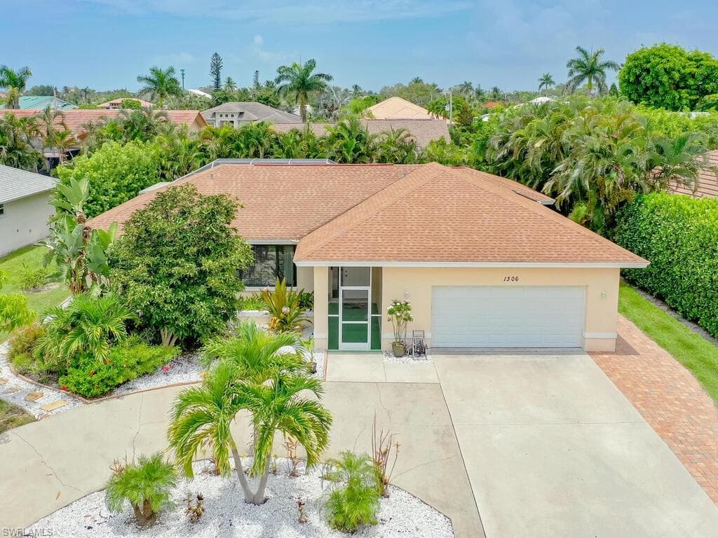 1306 Bayport AVE MARCO ISLAND, FL 34145