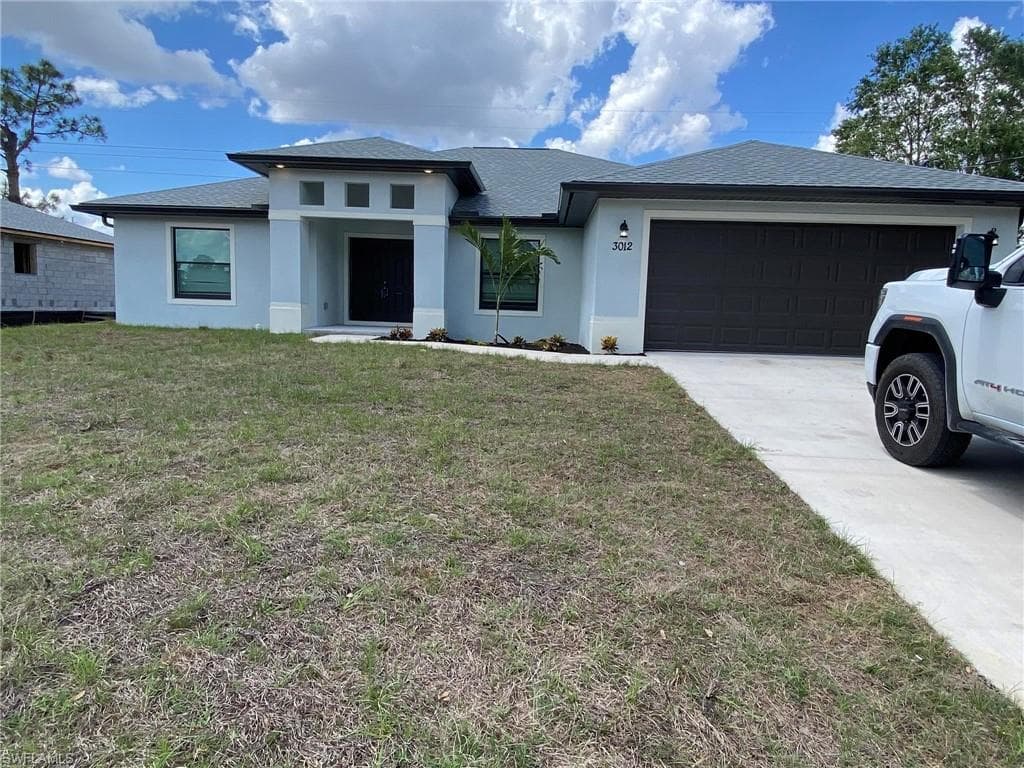 1110 State AVE LEHIGH ACRES, FL 33972