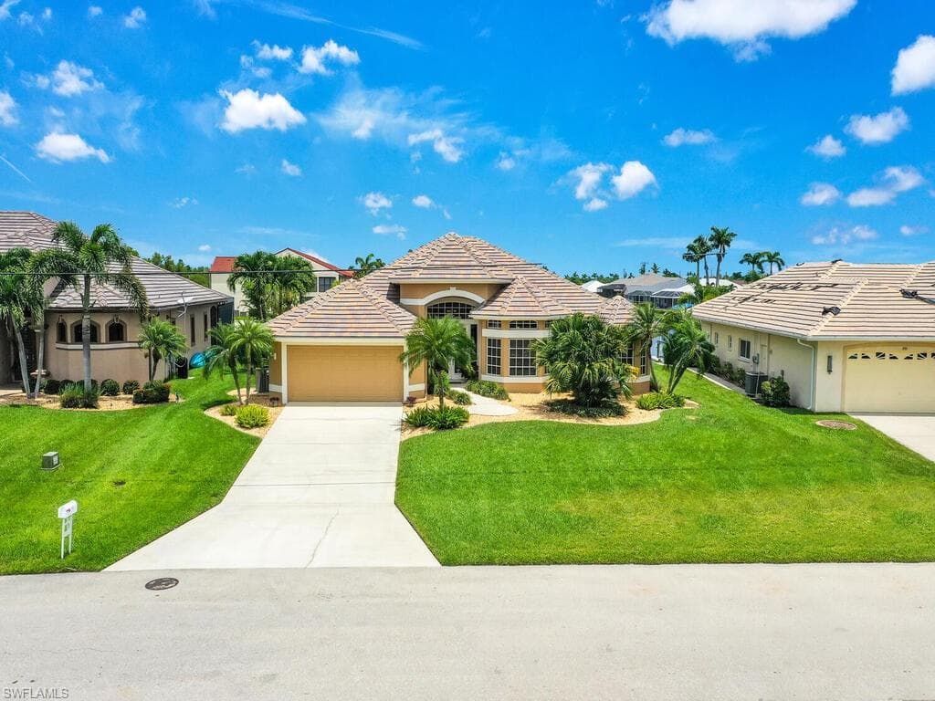 1195 SW 57th ST CAPE CORAL, FL 33914