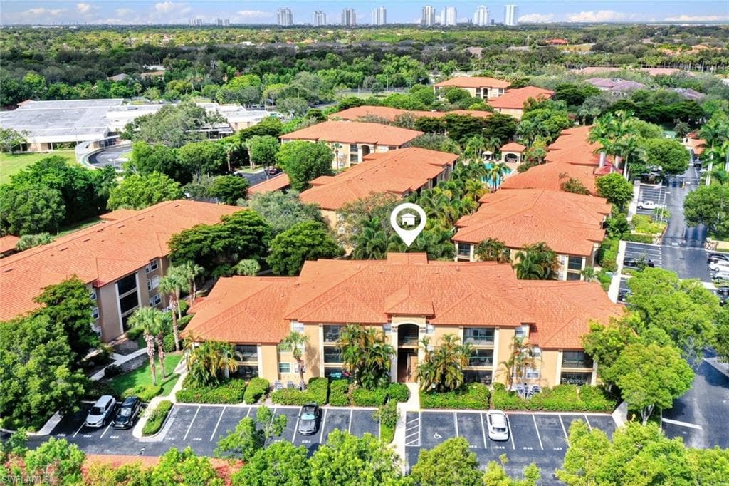 8930 Colonnades CT E 626 BONITA SPRINGS, FL 34135