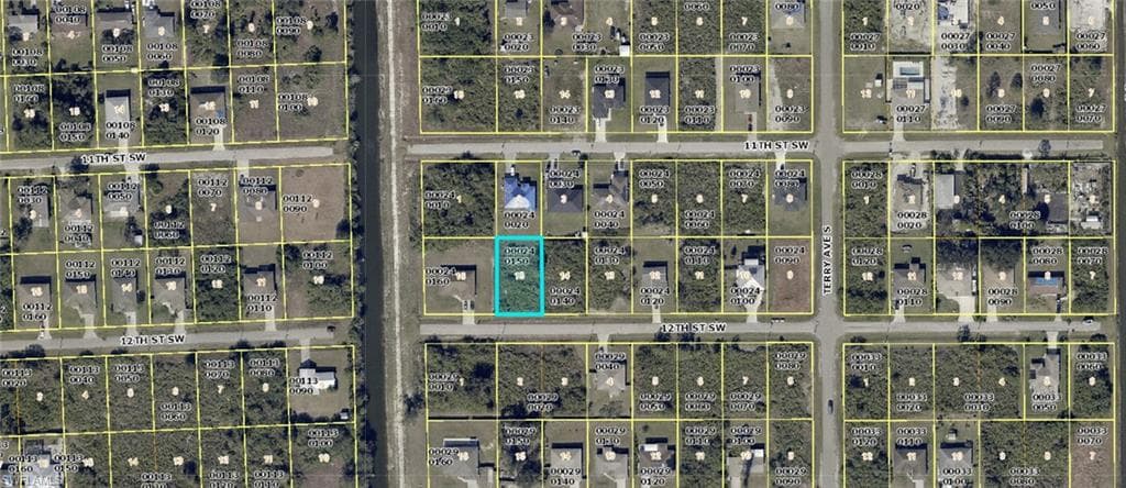 3612 12th ST SW LEHIGH ACRES, FL 33976