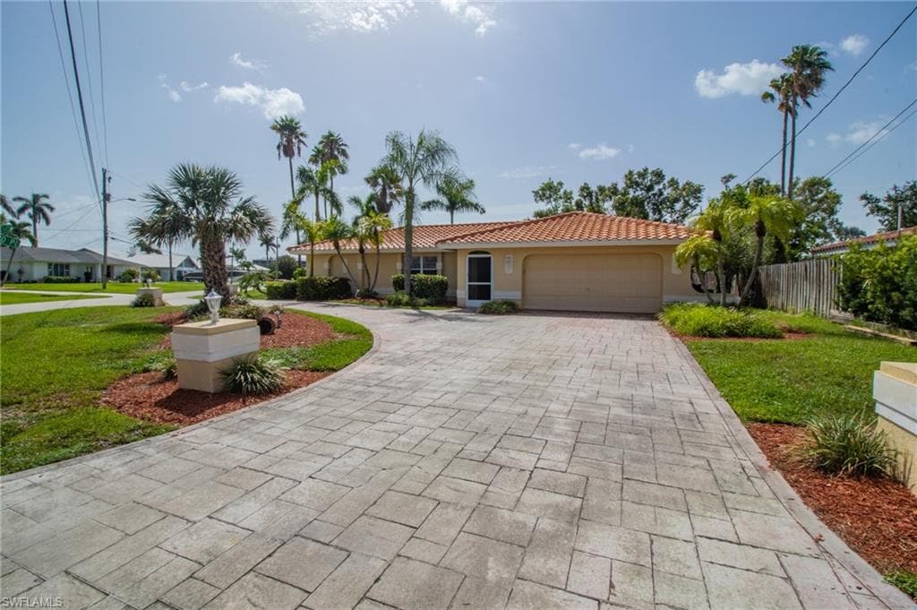 4638 20th PL CAPE CORAL, FL 33904