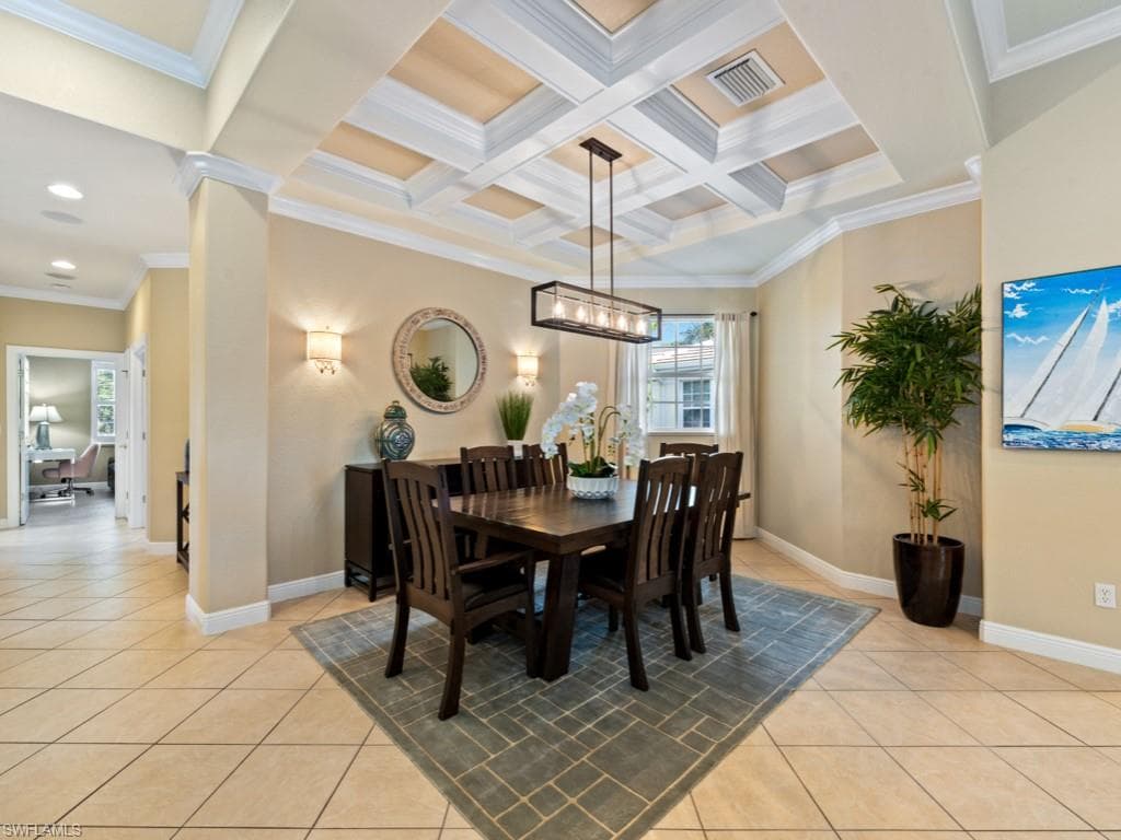 28648 San Lucas LN 202 BONITA SPRINGS, FL 34135