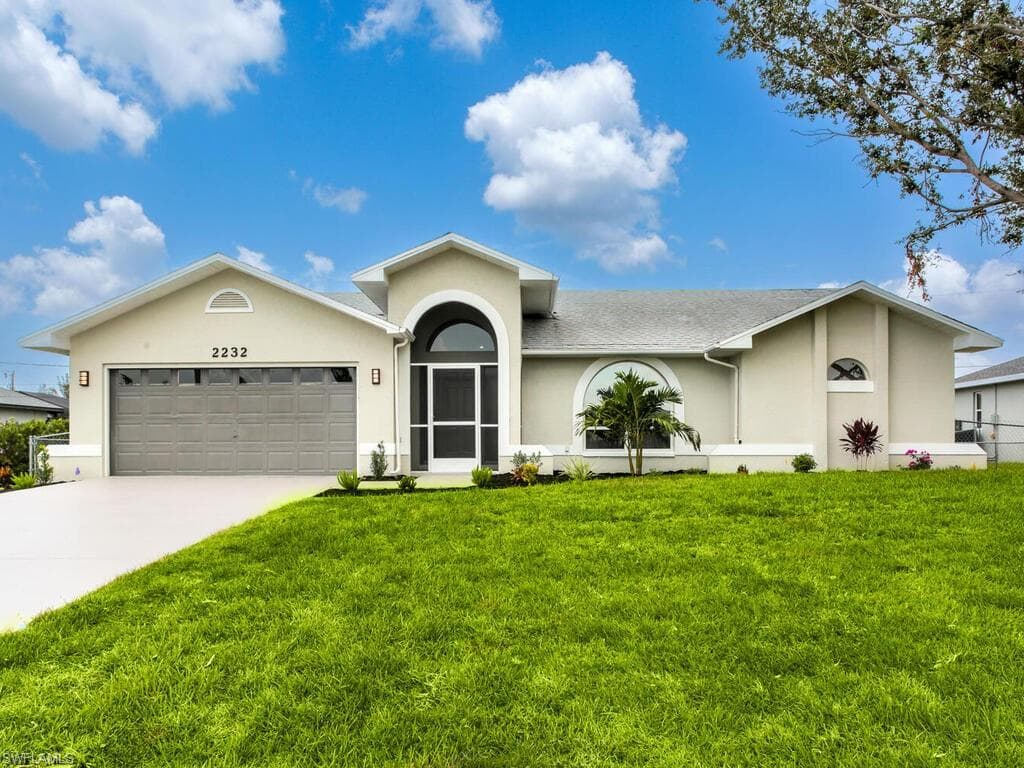 2232 SW 11th CT CAPE CORAL, FL 33991