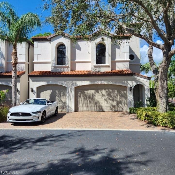 27000 Adriana CIR 102 BONITA SPRINGS, FL 34135