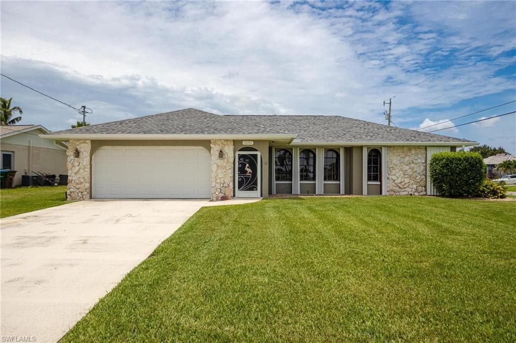 3202 SE 4th PL CAPE CORAL, FL 33904