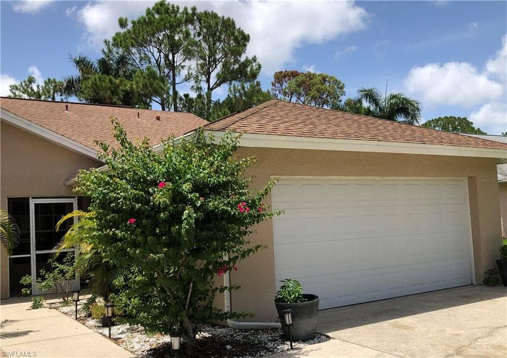 627 Saint Andrews BLVD 110-0 NAPLES, FL 34113