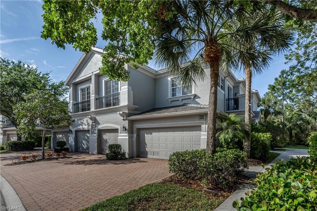 1335 Remington WAY 3202 NAPLES, FL 34110