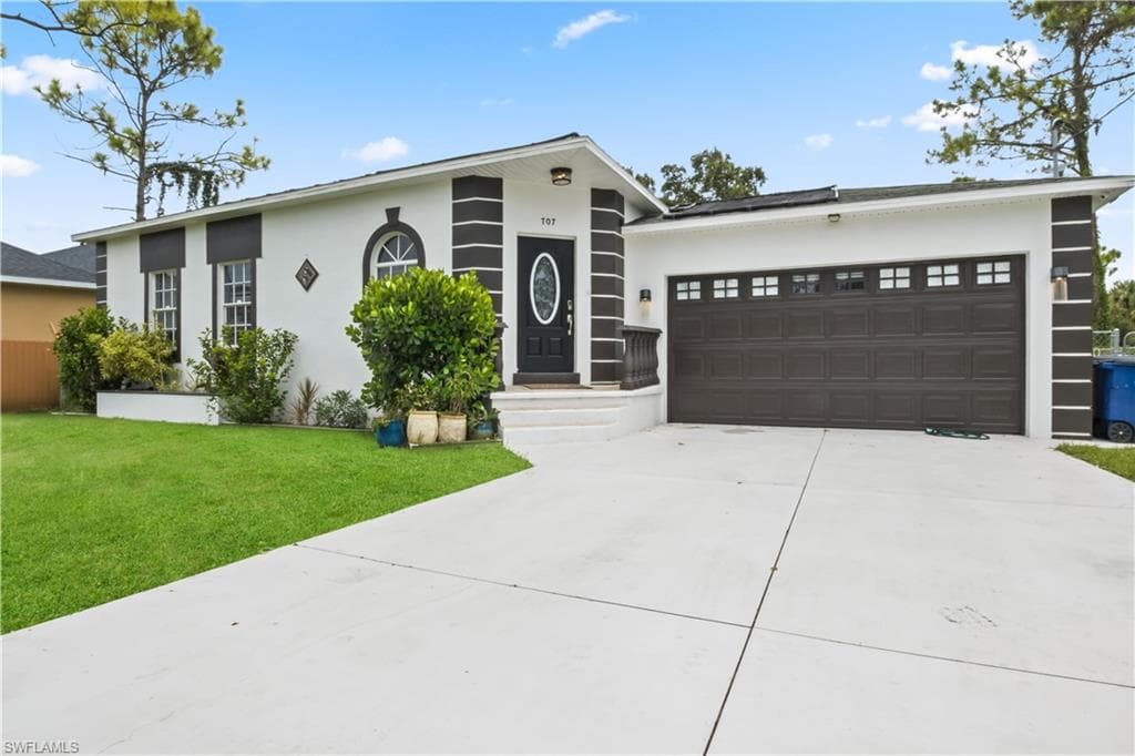 707 Connecticut LN LEHIGH ACRES, FL 33936