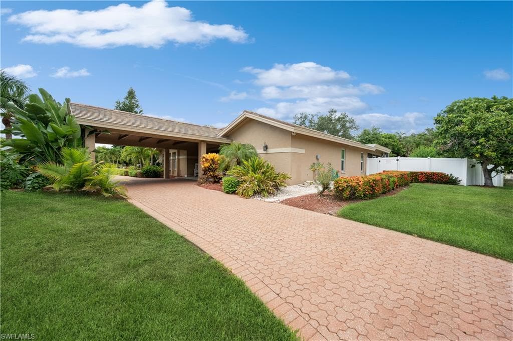 850 Barfield DR MARCO ISLAND, FL 34145