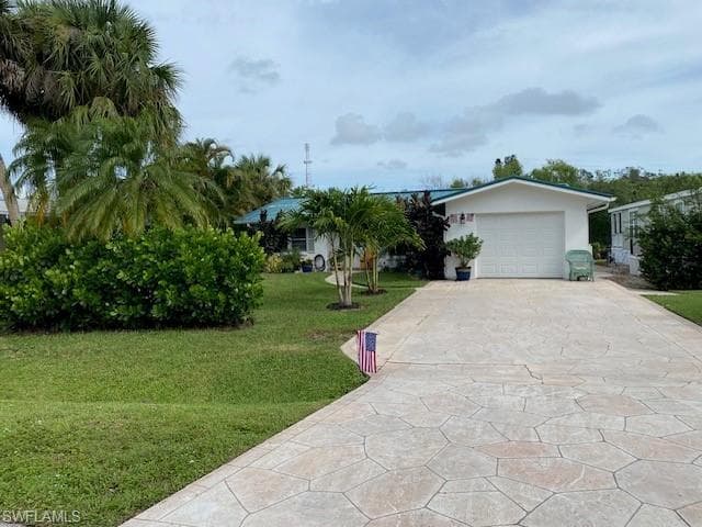 172 Riverwood RD NAPLES, FL 34114