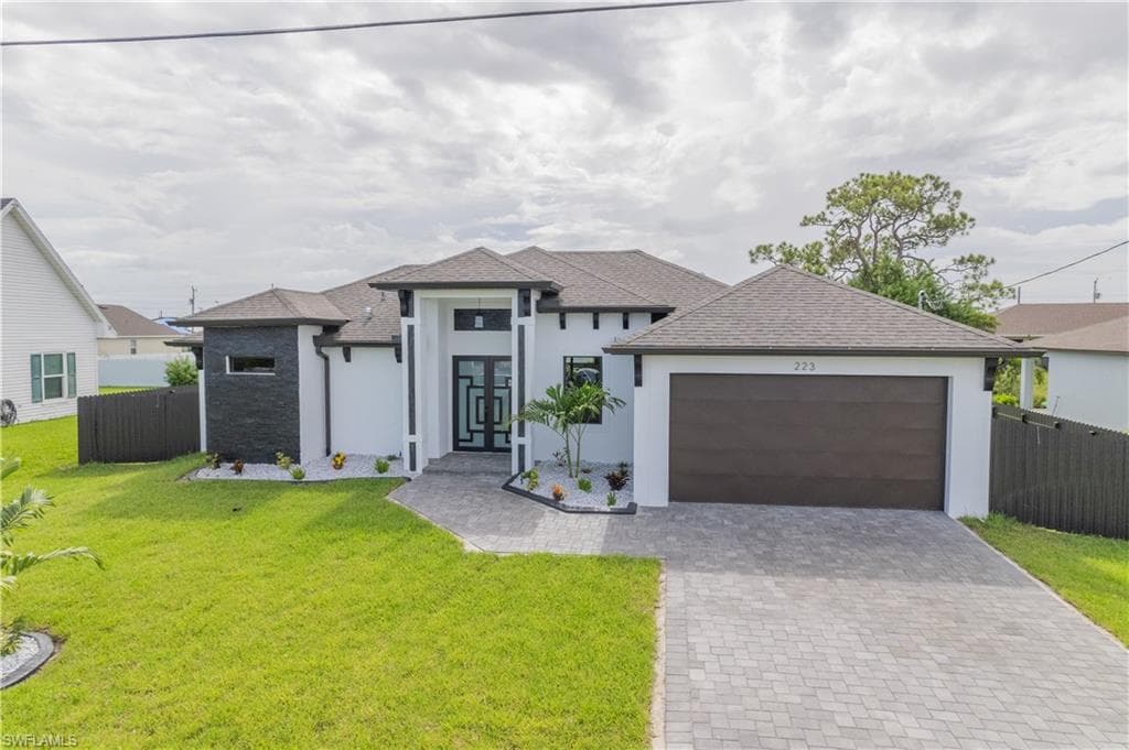 223 SW 25th PL CAPE CORAL, FL 33991