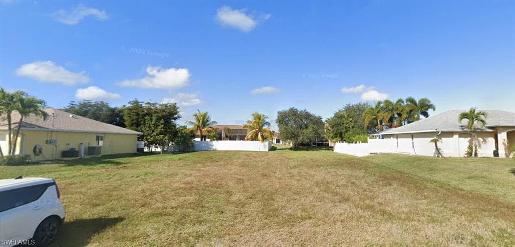 2702 SW 21st PL CAPE CORAL, FL 33914