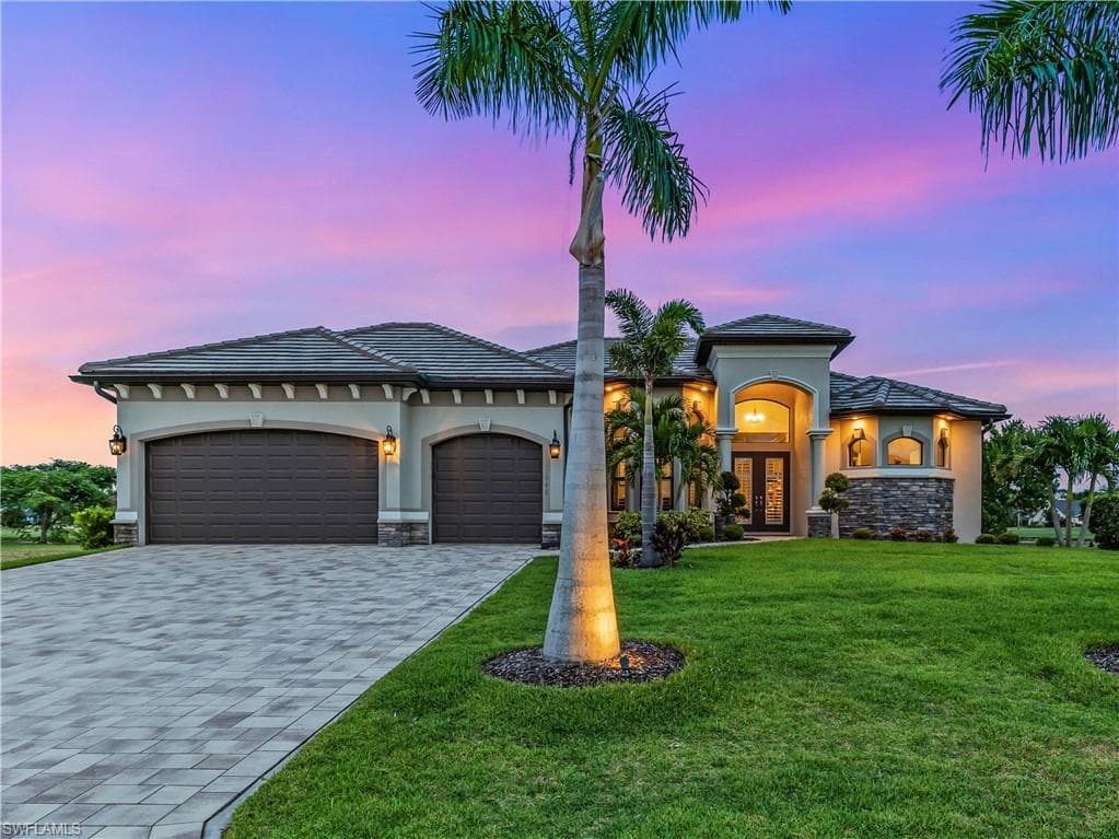11940 King James CT CAPE CORAL, FL 33991