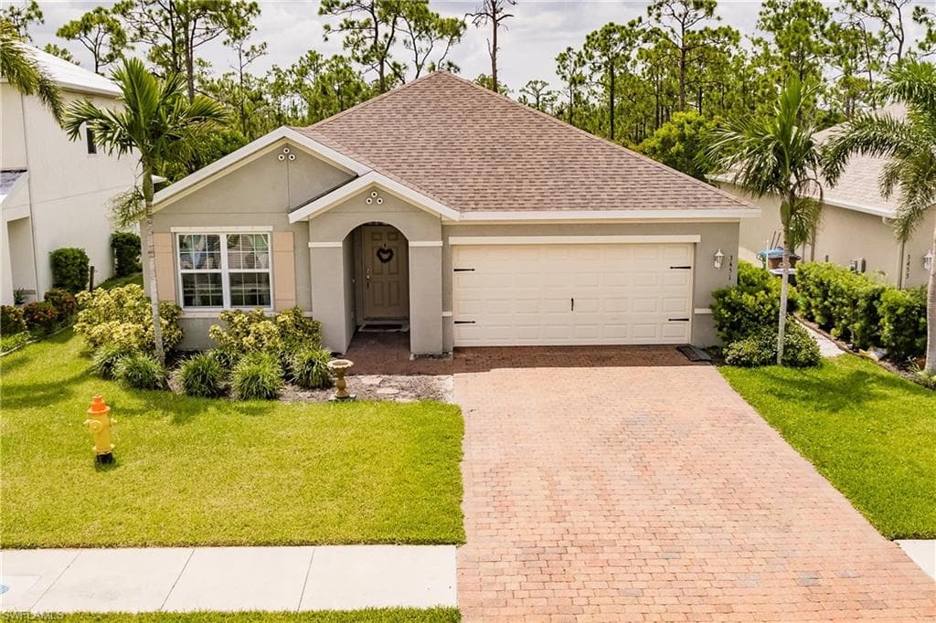 3451 Acapulco CIR CAPE CORAL, FL 33909