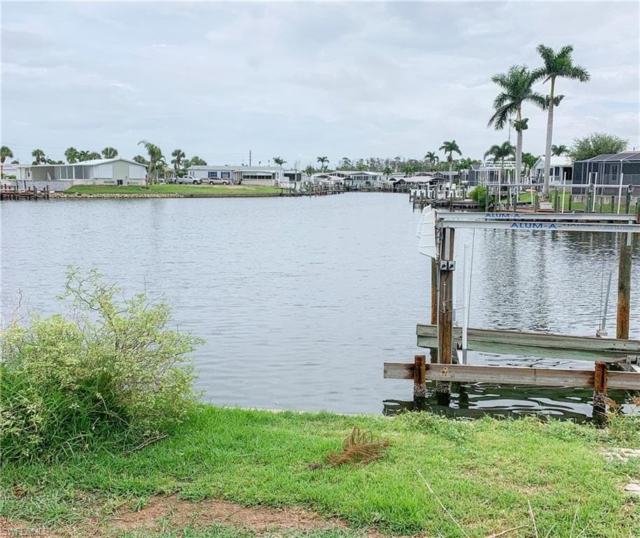 17691 Bryan CT FORT MYERS BEACH, FL 33931